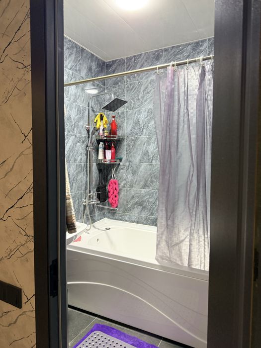 кв сотилади. продается своя квартира