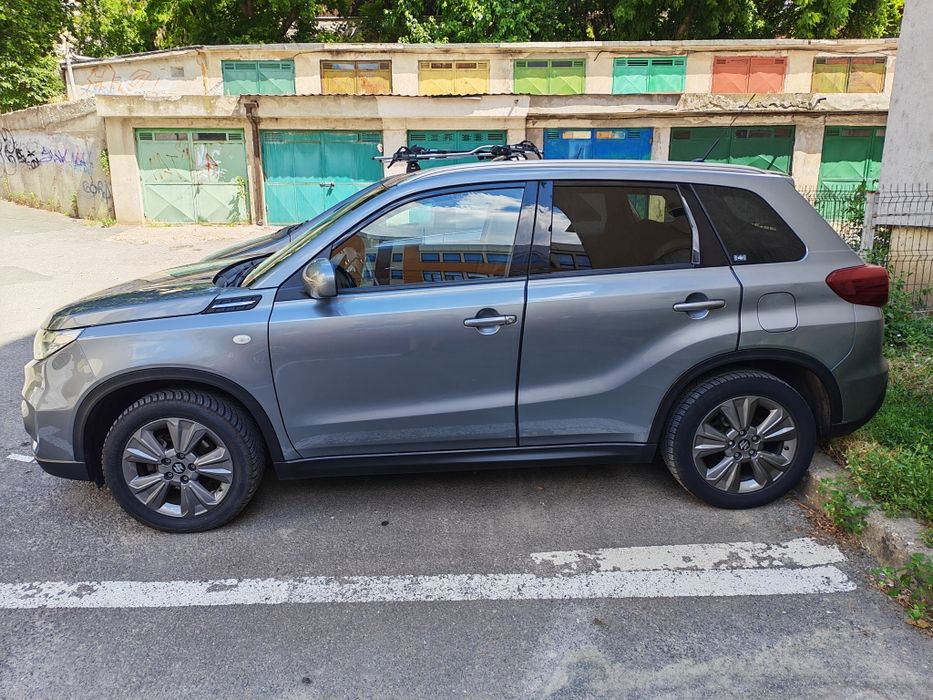 suzuki vitara hybrid