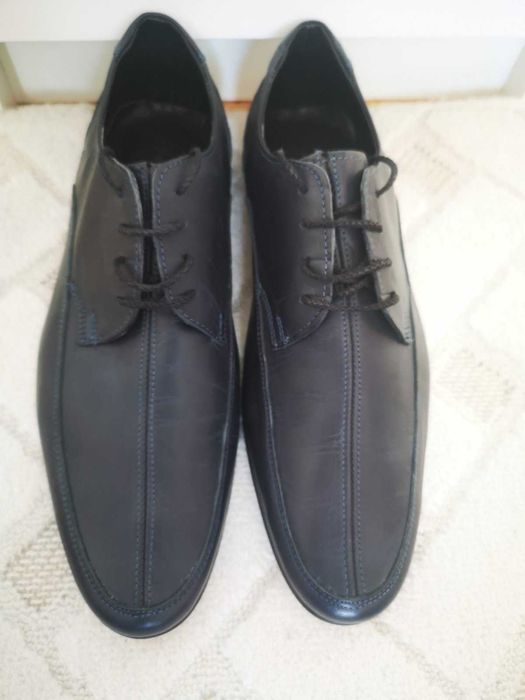 Елегантни нови обувки от естествена кожа 43-ти номер