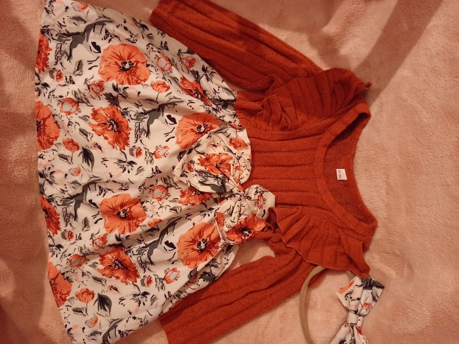 Нарядное платье на девочку