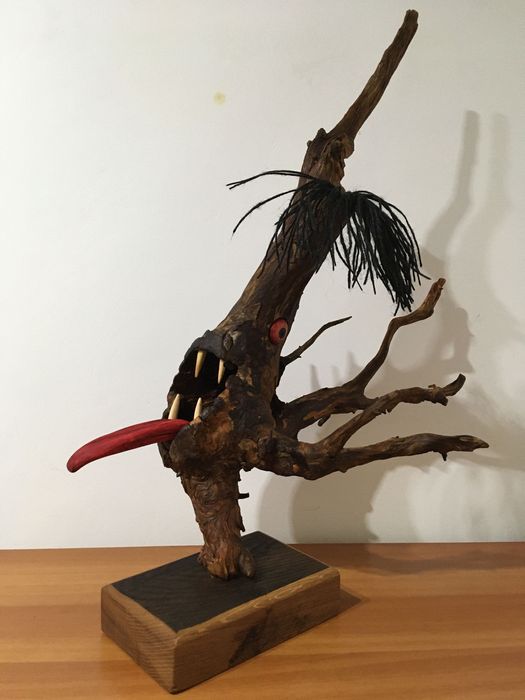 Figurină de vanzare