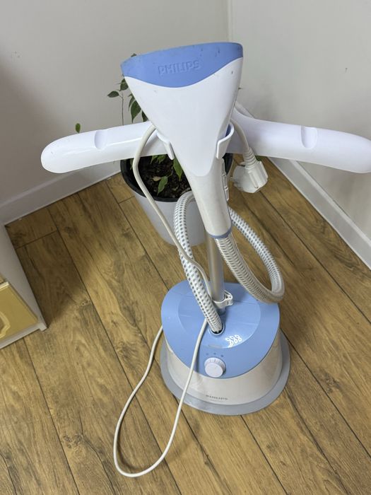 Паровой утюг Phillps