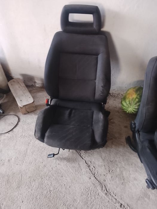 Продам сидения  срочно