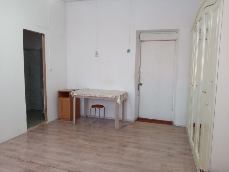 Сдается комната 27 кв м