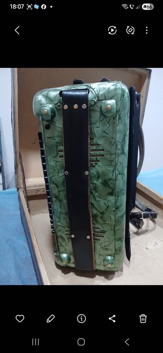 Acordeon italian Sonola, 80 basi