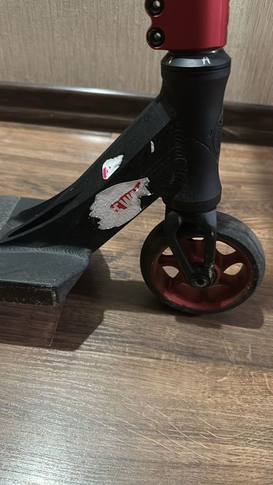 Трюковой самокат