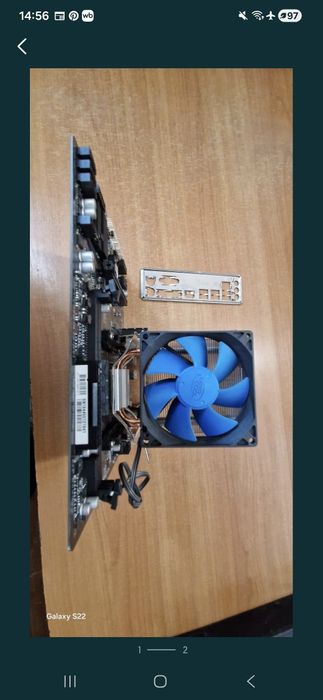 Продается материнская плата am4