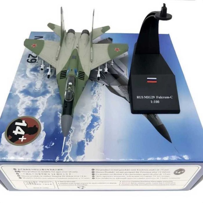 Macheta avion metalica MIG-29 Fulcrum C scara 1:100
