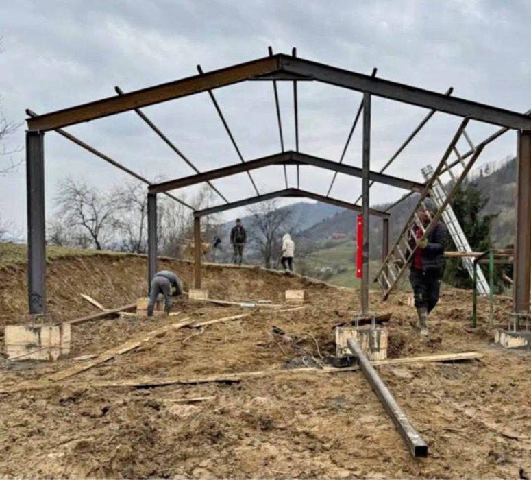 Vand hale metalice pe comanda ori unde in tara