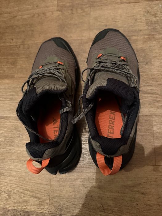 Adidas Terrex кроссовки размер 40-41
