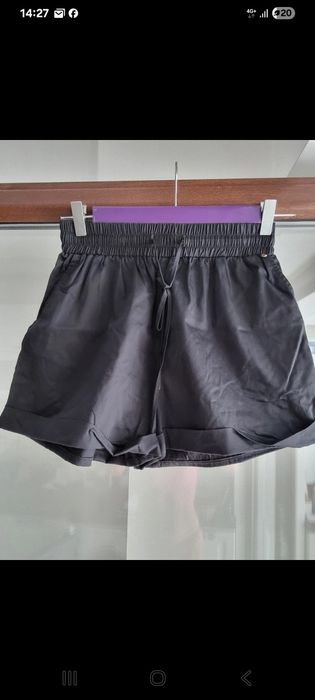 Pantaloni Nissa, negrii
