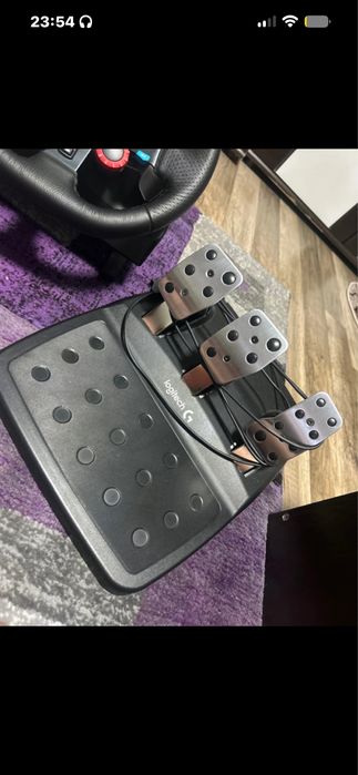 De vanzare volan logitec g29