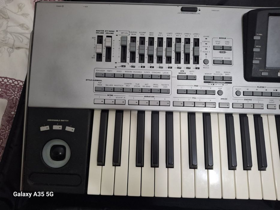 Продавам KORG PA3 muzikant