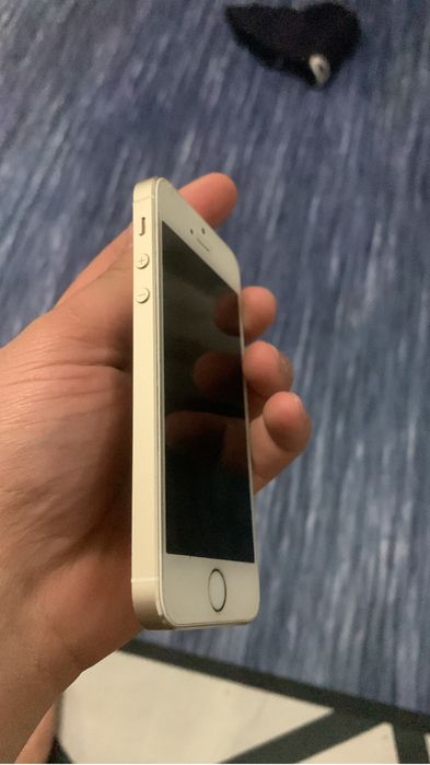 Айфон 5с 16гб рабочий