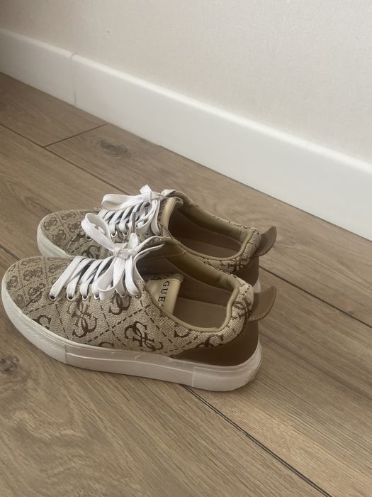 Кроссы,  сапоги, куртки