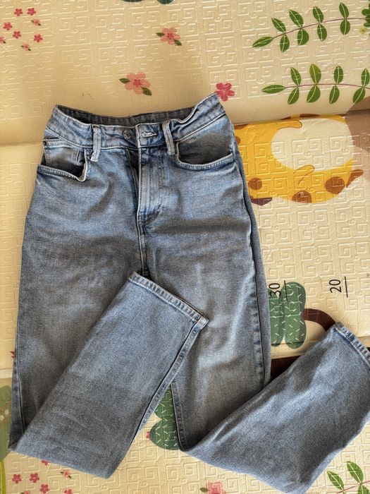 Дамски дънки.