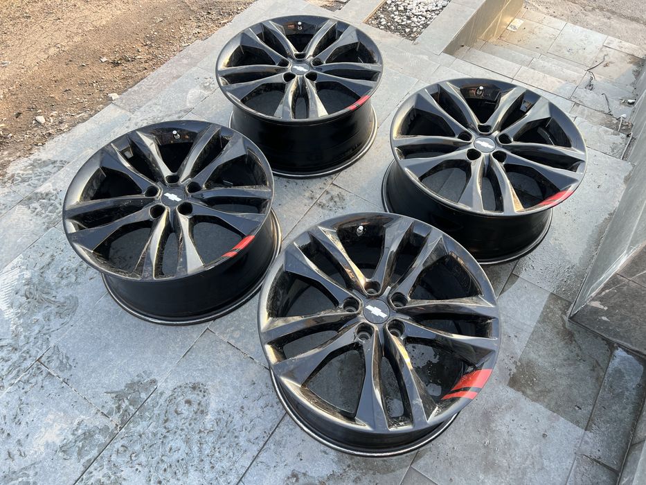 Диски комплект Малибу 2 Редлайн R19