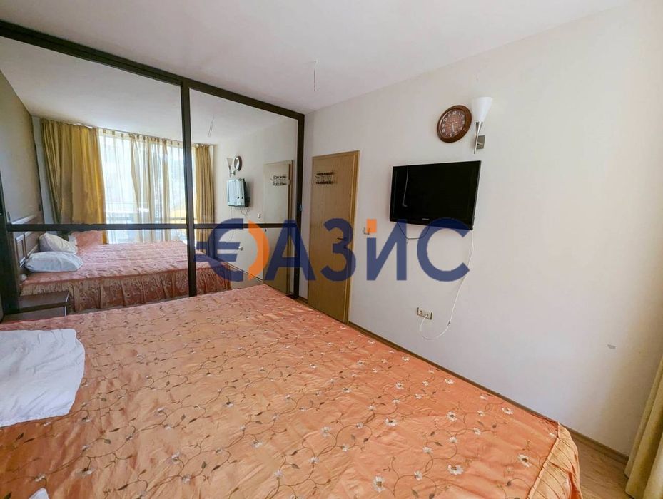 Продава се Двустаен апартамент в к.к. Слънчев бряг - 63 кв.м за 1110 €/кв.м - Снимка #8