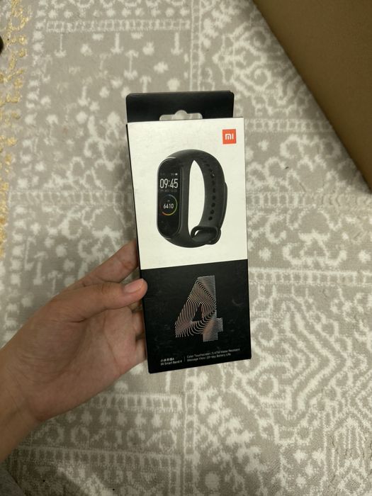 Фитнес-браслет Xiaomi Mi Smart Band 4 черный