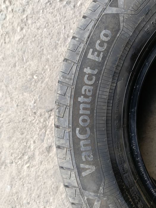 Летни Бусови -2023г./46с.-16цола-235/65-1бр.-190лв."CONTINENTAL"