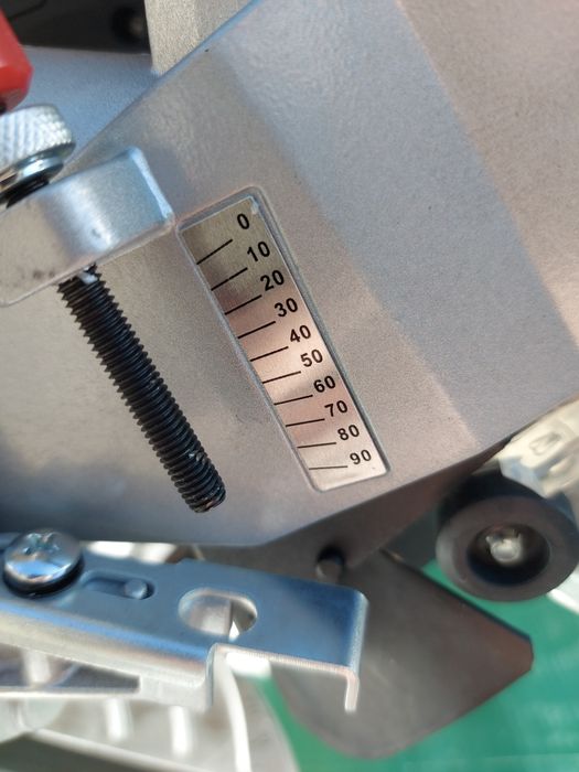 ПРОМОЦИЯ.Нов циркуляр пендула Metabo KGS254M.