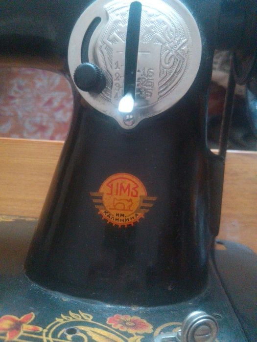 Машинка швейная 20 000