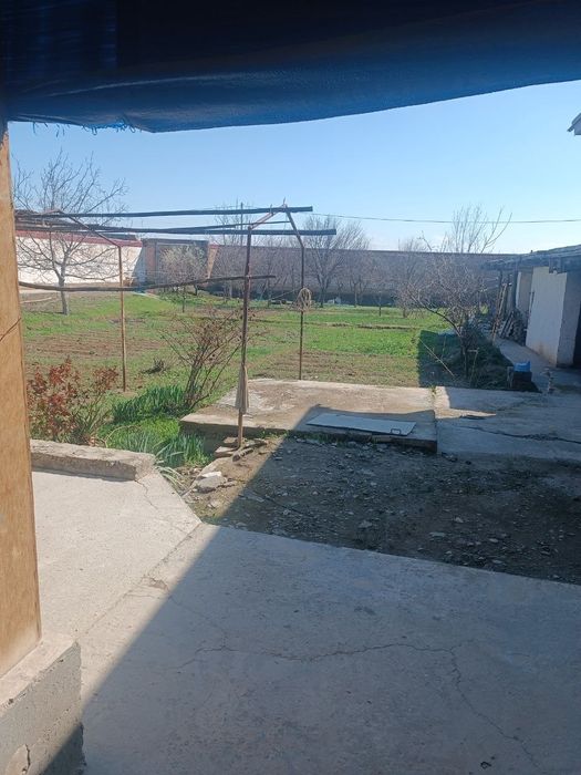 Ховли сотилади холати яхши