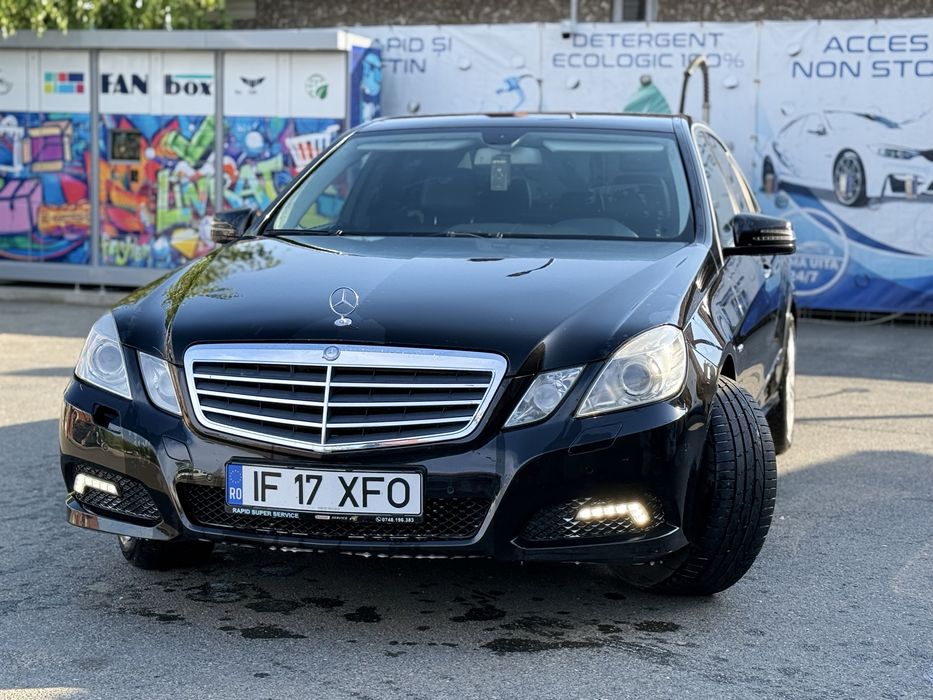 MERCEDES-BENZ E-Class
