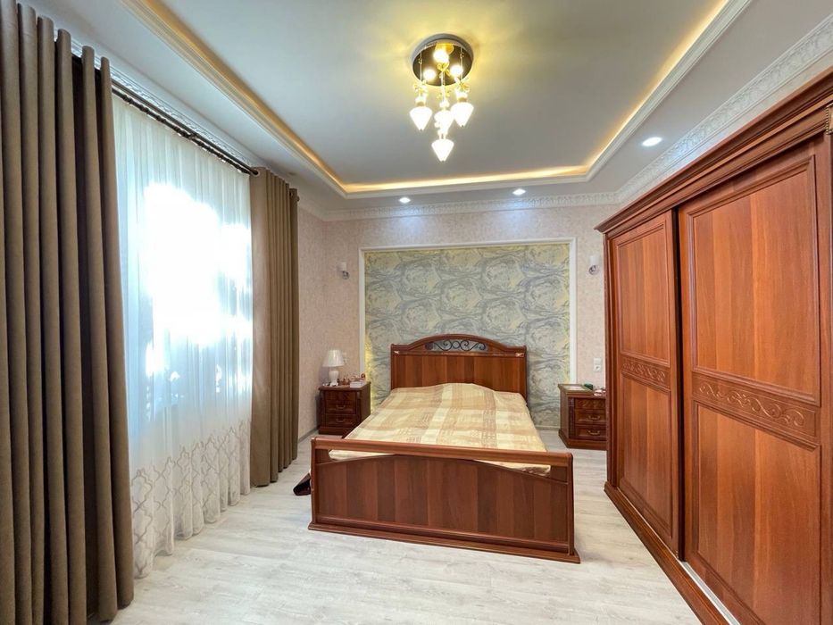 1,4 сотокли компакт коттедж сотилади . IT PARK