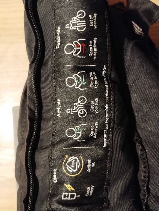 Каска/AIRBAG Hövding