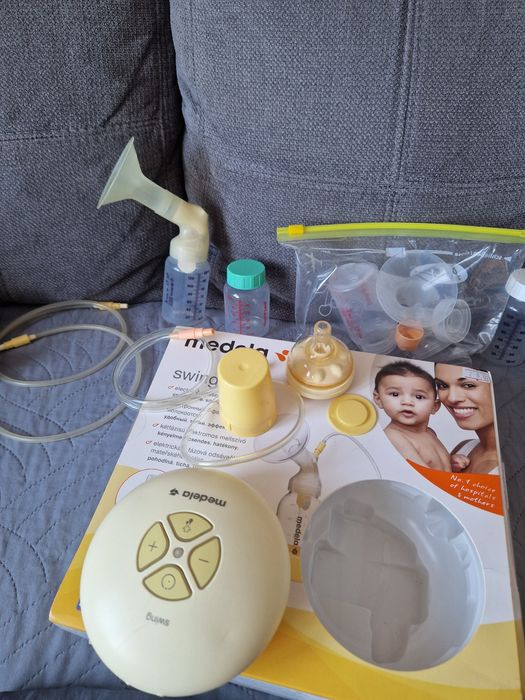Електрическа помпа за кърма Medela Swing