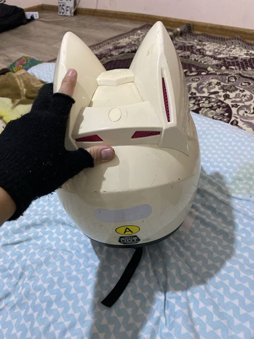 Шлем от мопеда и мотоцикла