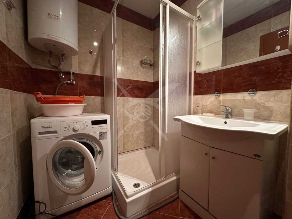 Продава се Двустаен апартамент в к.к. Слънчев бряг - 65 кв.м за 1062 €/кв.м - Снимка #3