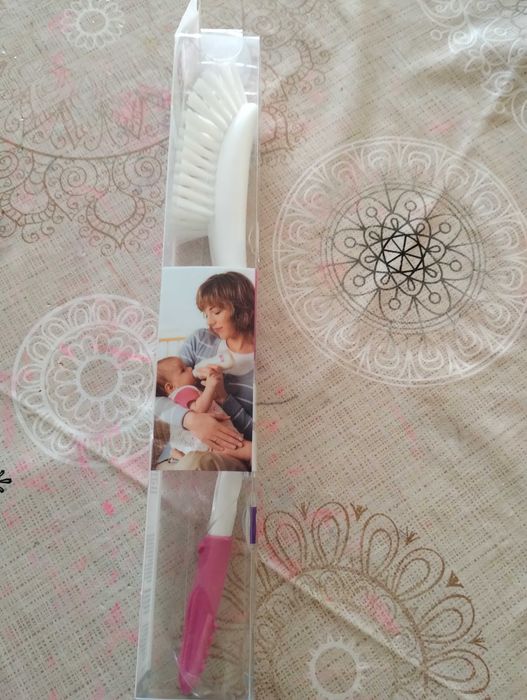 Нова четка за бебешки шишета