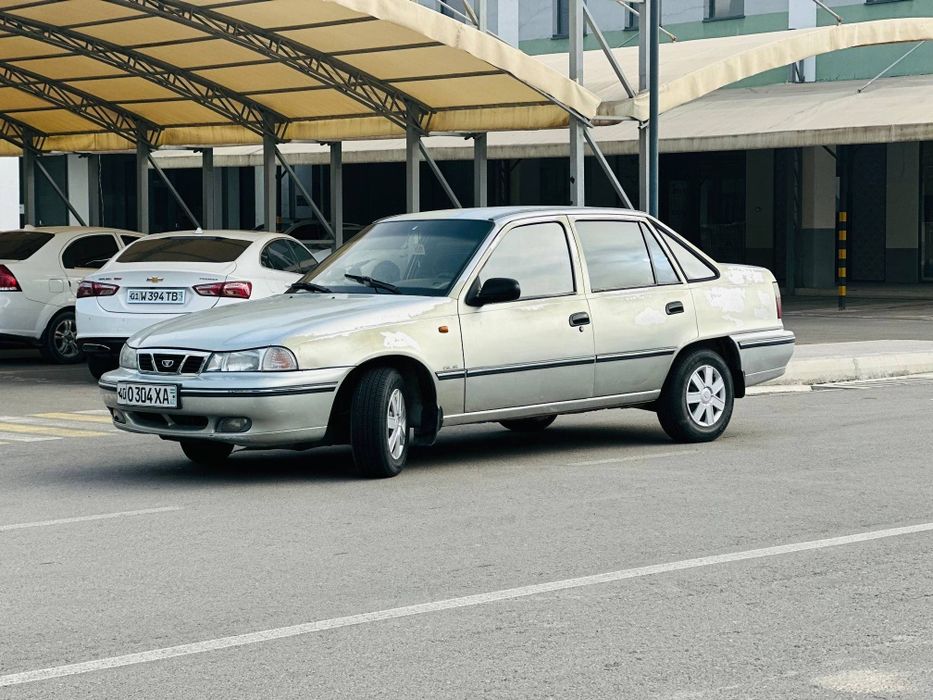 Neksiya Moshina sotiladi