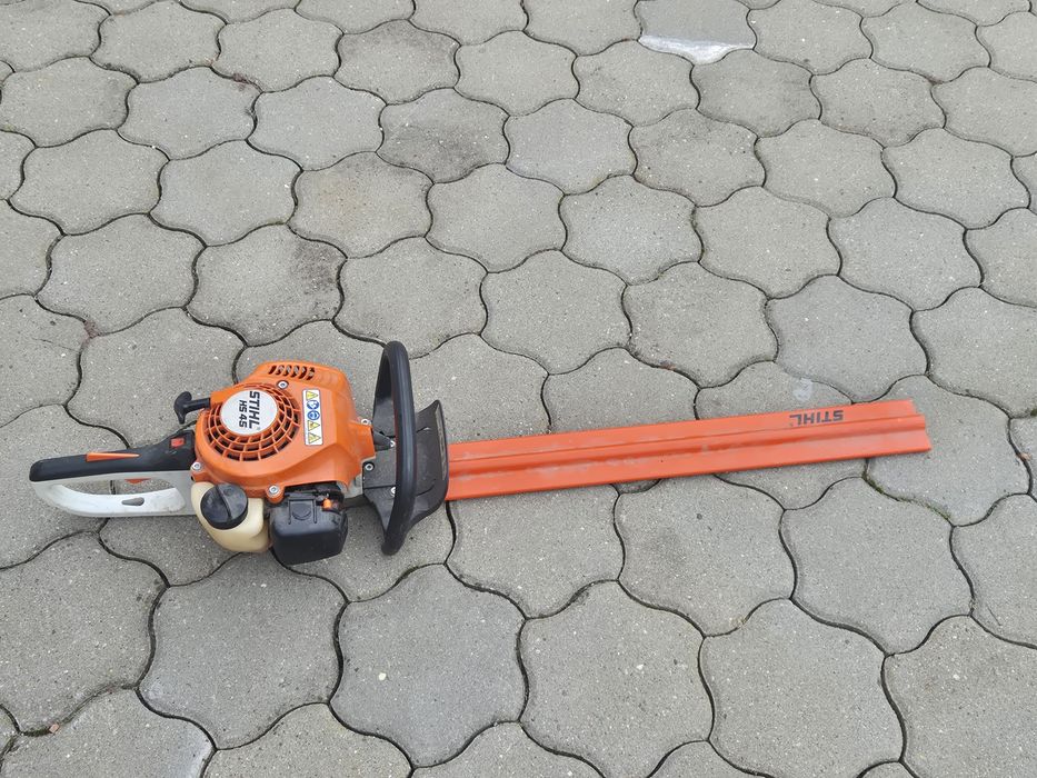 Mașină de tuns gard viu stihl hs 45