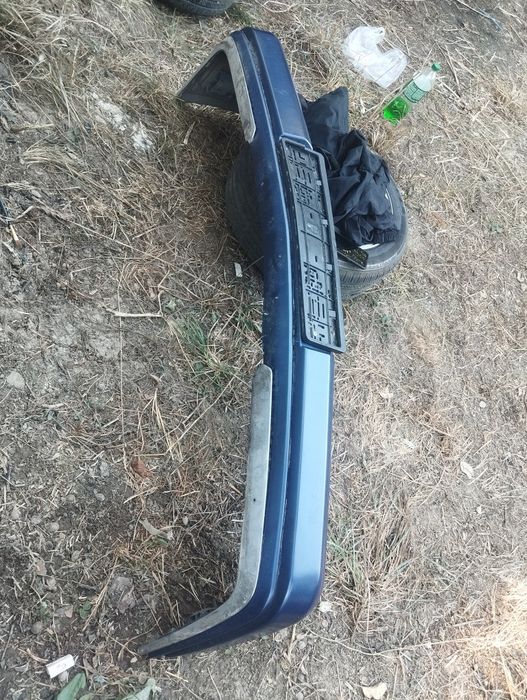 Продам Бампера 124