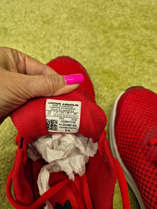 Дамски маратонки UA