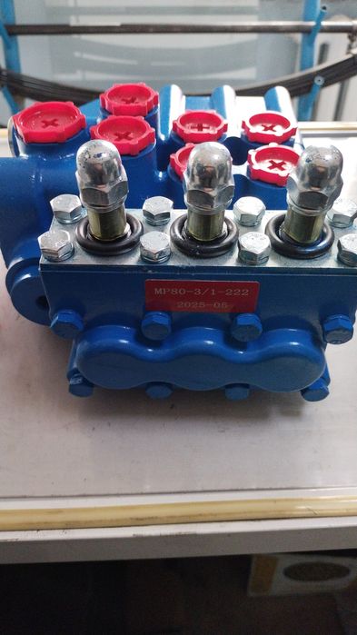 Продам гидро распределитель Р 80