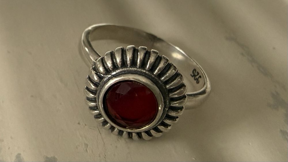 Inel din argint 925 cu granat