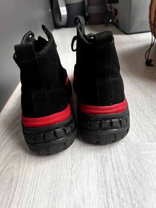 Боти на Calvin Klain и Nike