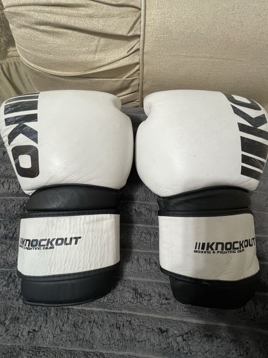 Manusi de box Knokout