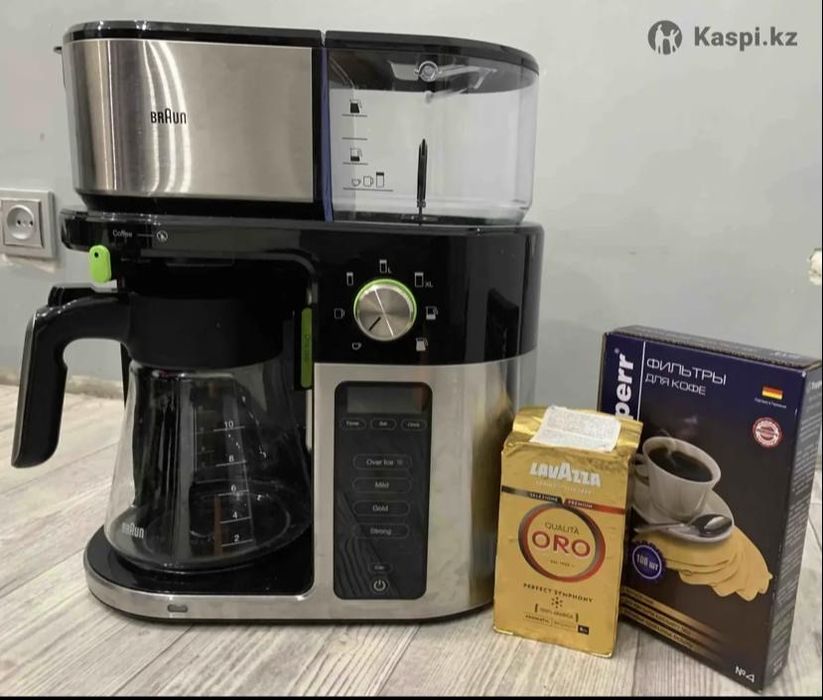 Кофеварка новая продам