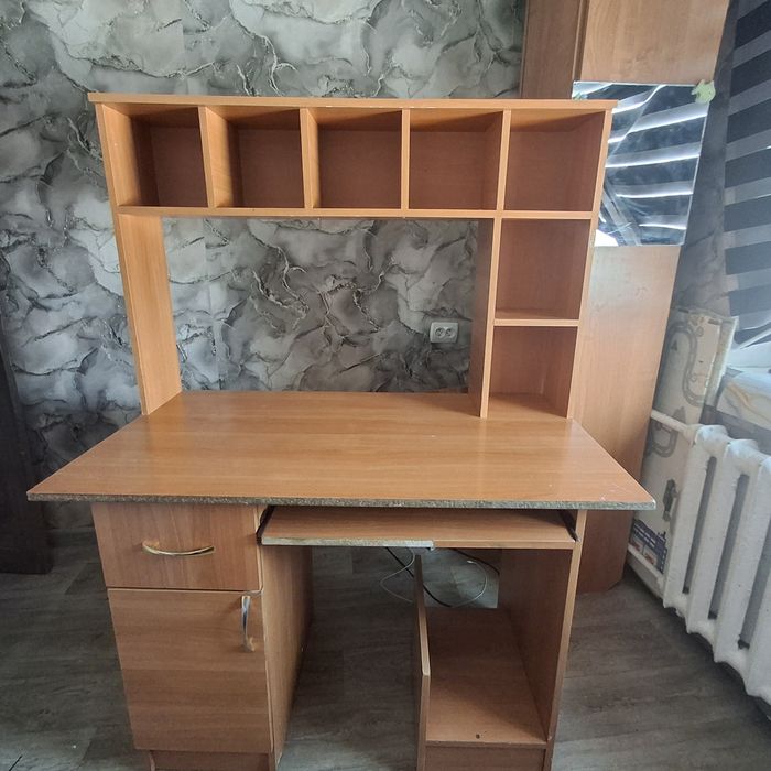 Компьтерный стол