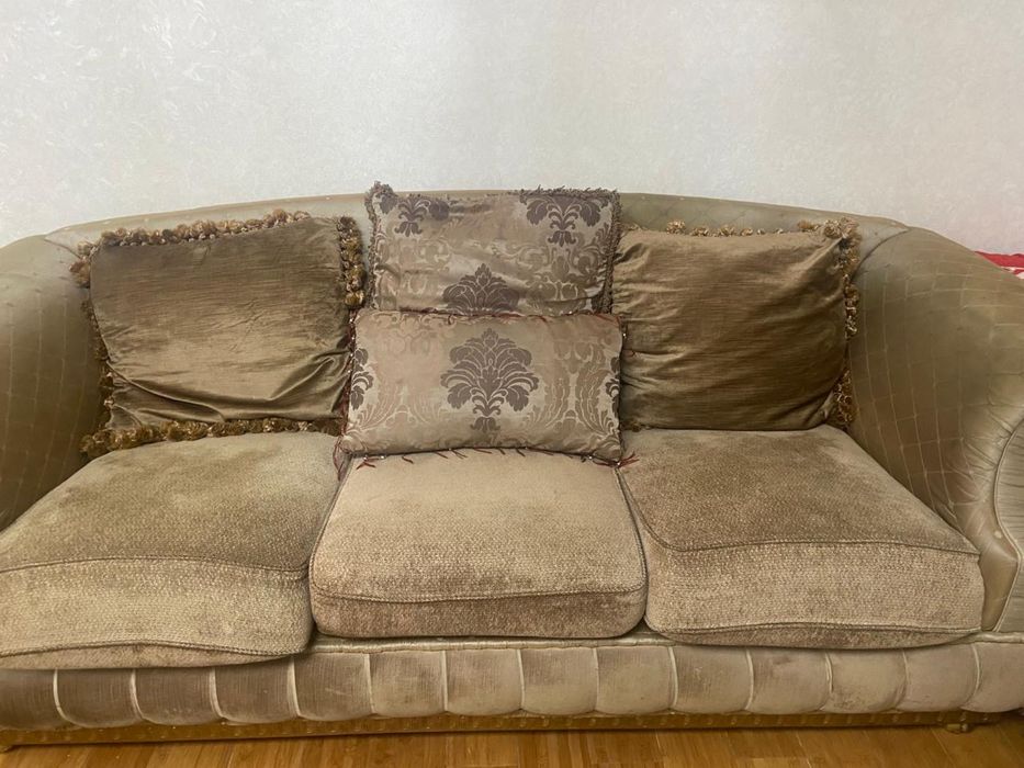 Диван для гостиной