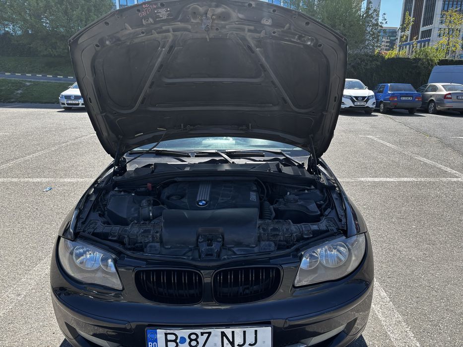 BMW Seria 1 E87 118d DPF 2009 N47