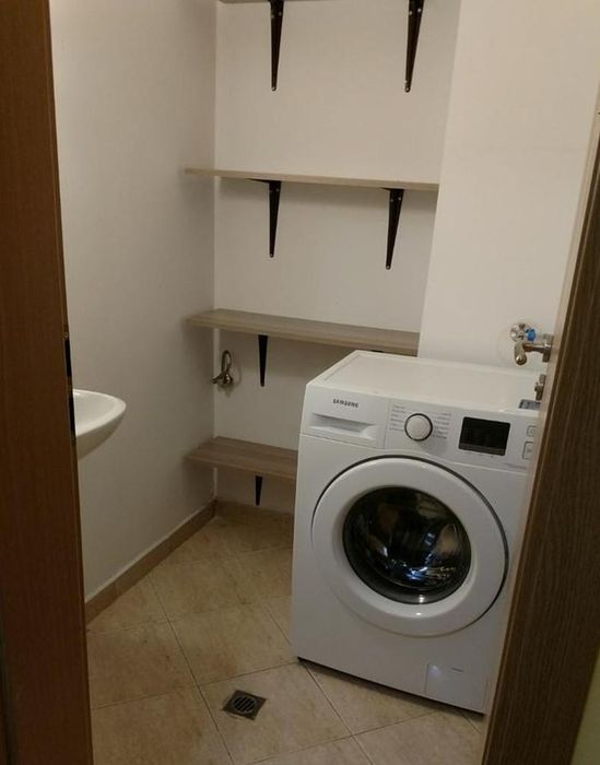 Дава се под наем Двустаен апартамент в Пловдив, Каменица 2 - 67 кв.м за 375 € - Снимка #2