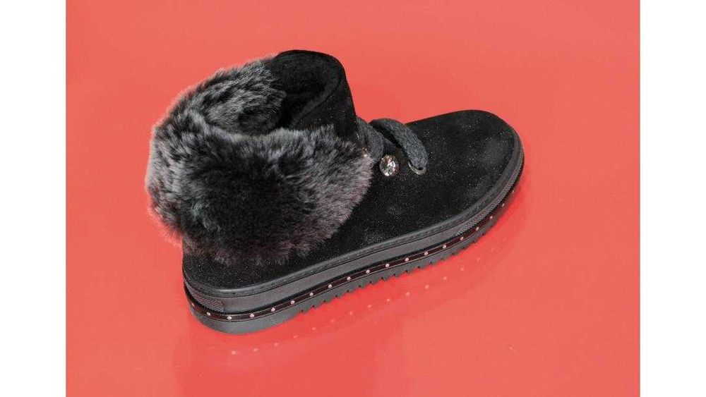 Дамски ежедневни боти естествена кожа Надит, р.38.