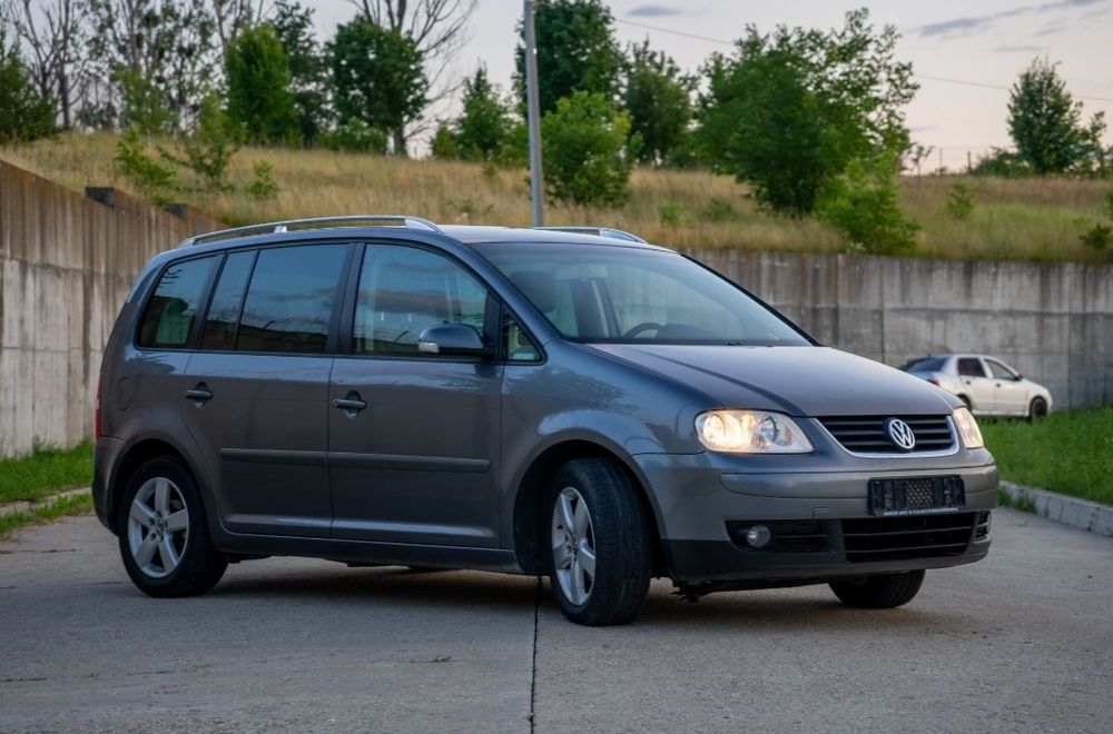 Volkswagen Touran 1.9 TDI Highline, motor BKC