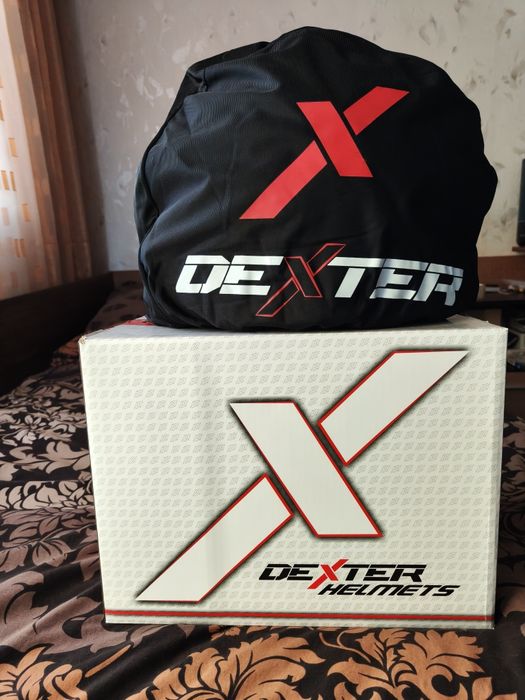 Каска за мотор Dexter Eleven